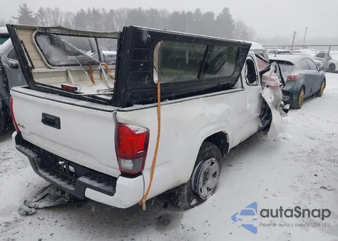 2023 Toyota Tacoma Sr z USA, uszkodzony, nr VIN 3TYSX5EN3PT018087